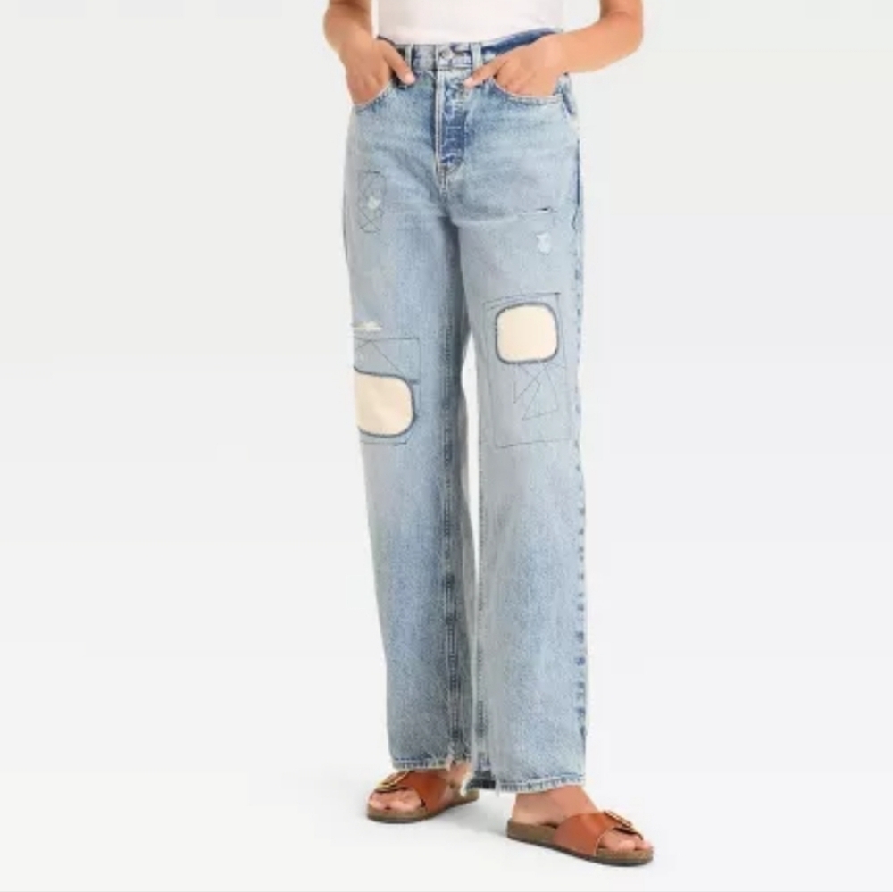 Universal Thread Light Blue Straight Leg Jeans